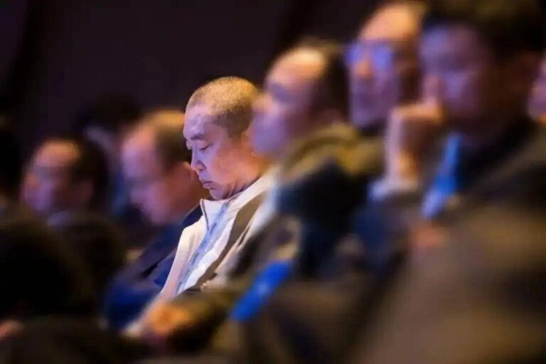 郑州公交扫码支付启用近俩月 1/4客流移动设备扫码乘车